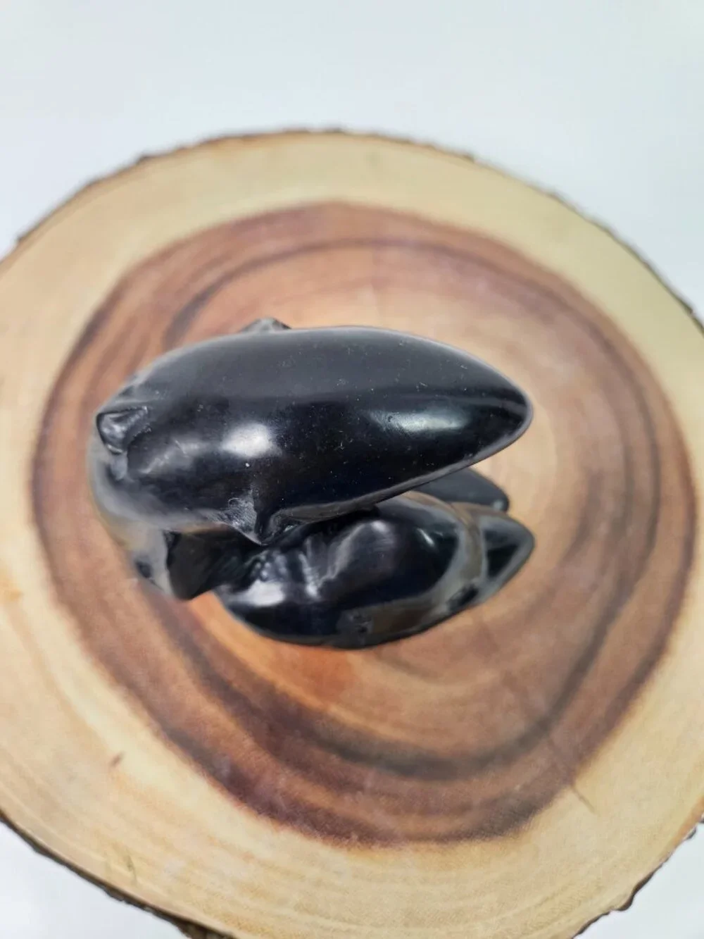 N/A large black